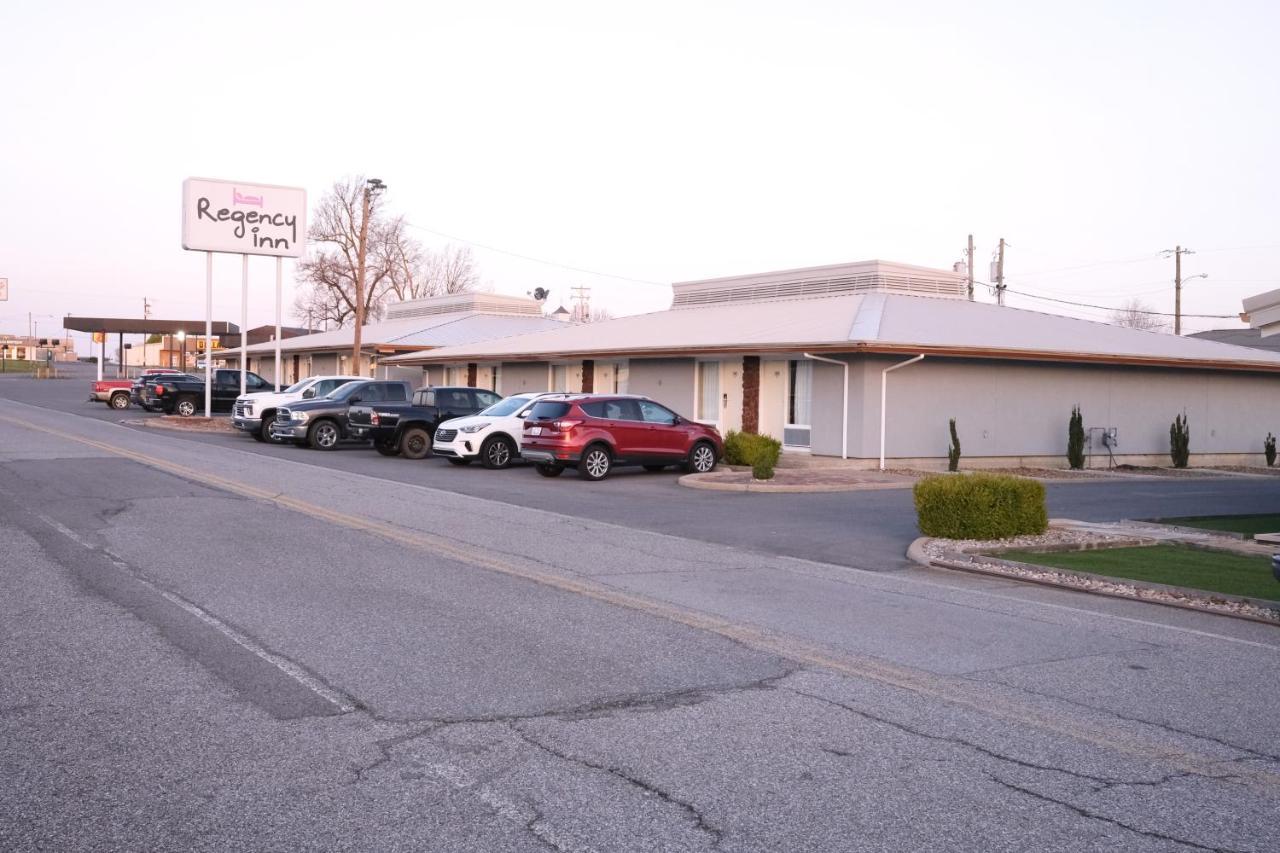 Regency Inn Of Eddyville Kuttawa Exterior photo